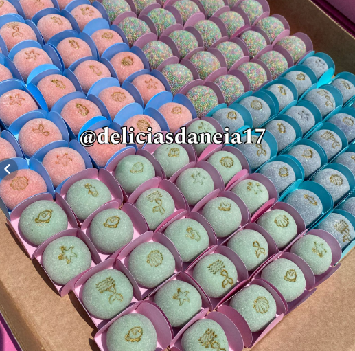 Bolos Temáticos e Festas